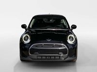 Gebraucht Mini Cooper Essential 136 PS (100 kW) 2023 Midnight black metallic Kleinwagen