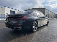 Gebraucht BMW 750 M Sport 530 PS (389 kW) 2021 Schwarz Limousine