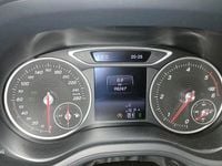 Gebraucht Mercedes B200 136 PS (100 kW) 2015 Grau Van / Kleinbus