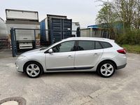 Gebraucht Renault Mégane III Dynamique 110 PS (80 kW) 2012 Grau Limousine