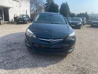 Gebraucht Opel Astra 110 PS (80 kW) 2015 Grün Limousine