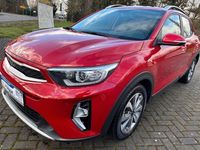 Gebraucht Kia Stonic 101 PS (74 kW) 2023 Rot SUV