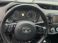 Gebraucht Toyota Yaris Comfort 72 PS (52 kW) 2018 Grau Kleinwagen