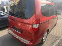 Gebraucht Ford Tourneo Courier Titanium 101 PS (74 kW) 2014 Orange Van / Kleinbus