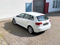 gebraucht Audi A3 Sportback 1.6 Attraction*SHZ*PDC*MFL*ALU*E-Pa