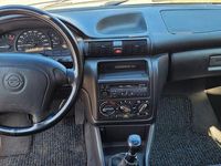 Second-hand Opel Astra 71 CP (52 kW) 1995 Berlinǎ