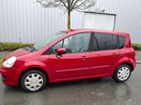 Gebraucht Renault Grand Modus Dynamique 101 PS (74 kW) 2008 Rot Van / Kleinbus
