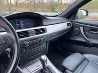 gebraucht BMW 320 Cabriolet d - M Paket - TÜV NEU
