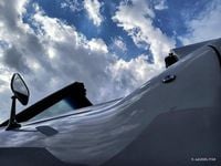 Gebraucht Chevrolet Corvette C3 180 PS (132 kW) 1977 Weiß Cabrio