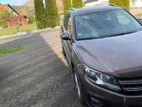 Gebraucht VW Tiguan 140 PS (102 kW) 2012 Braun SUV