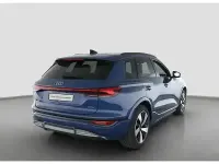 Second-hand Audi e-tron Ambiente 284 kW (387 CP) 2024 Albastru SUV