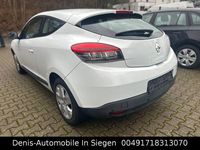 Gebraucht Renault Mégane III 110 PS (80 kW) 2011 Weiß Coupé