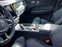 Gebraucht Volvo XC60 R-Design 198 PS (145 kW) 2021 Weiß SUV