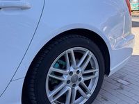 Gebraucht Audi A6 218 PS (160 kW) 2015 Weiß Kombi