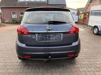Gebraucht Kia Venga Platinum Edition 125 PS (91 kW) 2016 Grau Kleinwagen