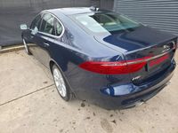 Gebraucht Jaguar XF 300 PS (220 kW) 2019 Blau Limousine