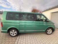 Second-hand VW Multivan Edition 199 CP (146 kW) 2021 Verde Monovolum