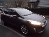 Gebraucht Ford Fiesta Titanium 101 PS (74 kW) 2017 Grau Kleinwagen