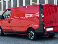 Gebraucht Renault Trafic 95 PS (69 kW) 2019 Rot Van / Kleinbus