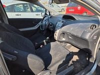 Gebraucht Toyota Yaris Sol 87 PS (63 kW) 2006 Silber Kleinwagen