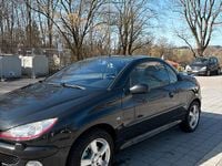 Gebraucht Peugeot 206 CC 109 PS (80 kW) 2003 Schwarz Cabrio