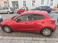 Gebraucht Mazda 2 Nakama 90 PS (66 kW) 2016 Rot Kleinwagen
