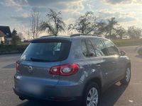 Gebraucht VW Tiguan 150 PS (110 kW) 2008 Grau SUV
