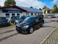 Gebraucht BMW 218 Active Tourer Advantage 150 PS (110 kW) 2017 Schwarz Van / Kleinbus