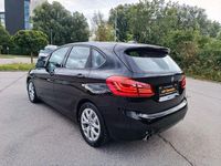 Gebraucht BMW 225 Advantage 136 PS (100 kW) 2019 Schwarz Van / Kleinbus