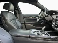 Gebraucht BMW 730 M Sport 286 PS (210 kW) 2021 Mineralweiß (weiß) Limousine