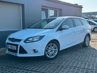 Gebraucht Ford Focus Titanium 95 PS (69 kW) 2012 Weiß Kombi