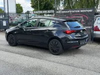 Gebraucht Opel Astra Selection 101 PS (74 kW) 2016 Schwarz Limousine