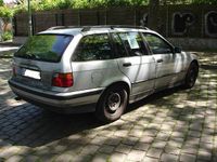 Gebraucht BMW 320 204 PS (150 kW) 1997 Grau Kombi