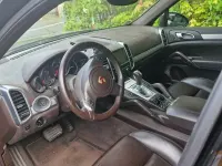 Second-hand Porsche Cayenne 245 CP (180 kW) 2011 Negru SUV