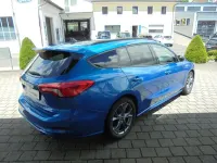 Gebraucht Ford Focus ST-Line 150 PS (110 kW) 2019 Blau Limousine