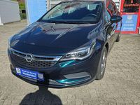 Gebraucht Opel Astra Edition 125 PS (91 kW) 2016 Carragreen Limousine