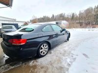Gebraucht BMW 320 170 PS (125 kW) 2009 Schwarz Coupé