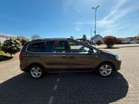 Gebraucht VW Sharan Match 140 PS (102 kW) 2014 Braun Van / Kleinbus