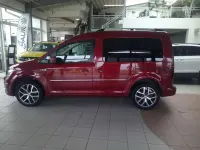 Gebraucht VW Caddy Highline 131 PS (96 kW) 2019 Fortanarot metallic Van / Kleinbus