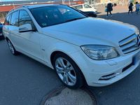 Gebraucht Mercedes C250 205 PS (150 kW) 2011 Weiß Kombi