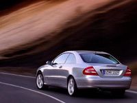 Gebraucht Mercedes CLK240 Elegance 170 PS (125 kW) 2002 Silber Coupé