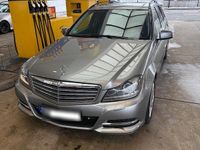 Second-hand Mercedes C180 156 CP (114 kW) 2014 Gri Break
