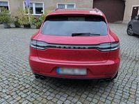 Używany Porsche Macan 354 KM (260 kW) 2019 Czerwony SUV