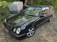 Gebraucht Mercedes E270 Avantgarde 170 PS (125 kW) 2002 Schwarz Kombi