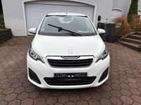 Gebraucht Peugeot 108 Active 69 PS (50 kW) 2015 Weiß Kleinwagen