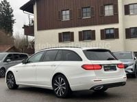 Gebraucht Mercedes E300 Avantgarde 306 PS (225 kW) 2019 Polarweiß unilack Limousine