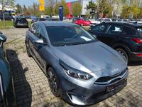 Neu Kia Ceed Style 140 PS (102 kW) 2025 Lunar silber Kleinwagen