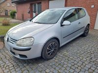 Gebraucht VW Golf IV 75 PS (55 kW) 2005 Silber Limousine