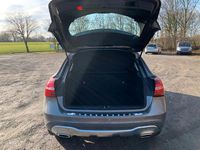 Gebraucht Mercedes GLA200 Urban 156 PS (114 kW) 2019 SUV