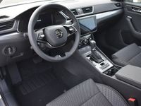 Gebraucht Skoda Superb Style 150 PS (110 kW) 2022 Weiß Kombi